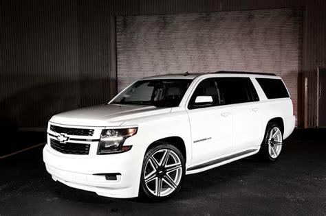 Chevrolet Suburban Mit 24 Zoll Dub Wheels By Em