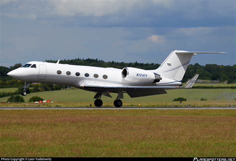 N124TF Private Gulfstream Aerospace G IV Gulfstream IV Photo By Leor