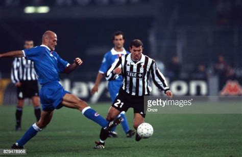 Zidane Juventus 1998 Photos and Premium High Res Pictures - Getty Images