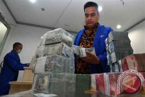 Akhir Juni Cadangan Devisa 123 8 Miliar Dolar AS ANTARA News