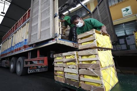 Paro De Transportistas Afecta Abastecimiento En Mercados