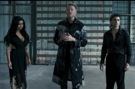 Pentatonix Gives Sound Of Silence New A Capella Flavor And Gets Over