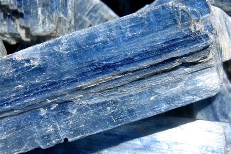 About Kyanite Gemstone Meanings, Healing Properties, Uses