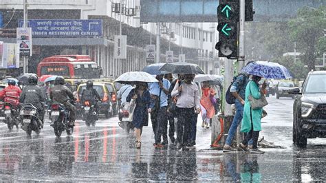 Mumbai Rains Local Trains Ply As Usual Moderate Showers Forecast