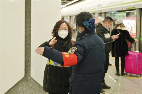 贵阳地铁全力护送您阖家团圆之路