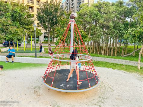 竹北公園推薦｜公兒26公園~ 特色公園飛天五色鳥攀爬網和大沙坑及溜索