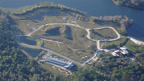 Here S What Reflections A Disney Lakeside Lodge Looks Like Today