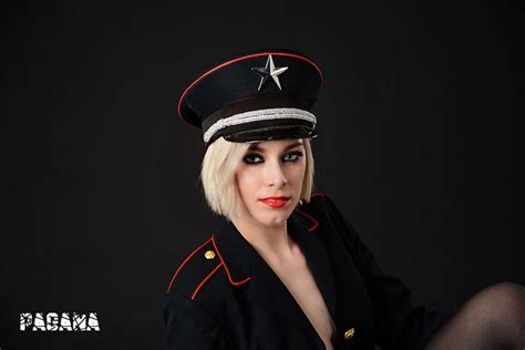 Photoshoot Photoshoot Captain Hat Model
