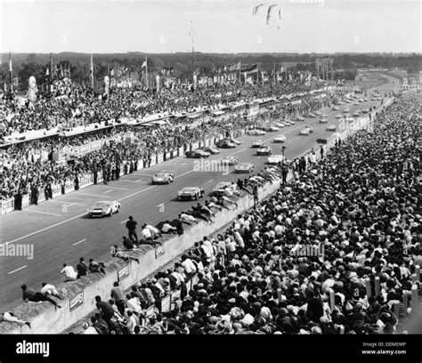 Start Of The Le Mans 24 Hour Race France 1965 Artist Unknown Stock