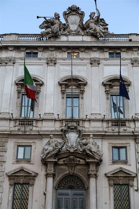 Corte Costituzionale Del Della Italiano Consulta Di Palazzo Della