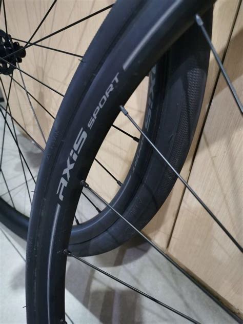 Specialized Axis Sport C Disc Clincher Wheelset Sports Equipment