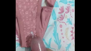 Gozando Na Calcinha Da Prima Novinha XVIDEOS