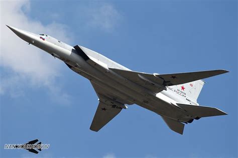 17 Best images about RUSSIAN TUPOLEV TU22M BACKFIRE on Pinterest ...