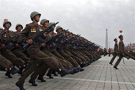 Desfile Del Ej Rcito De Corea Del Norte Internacional El Pa S