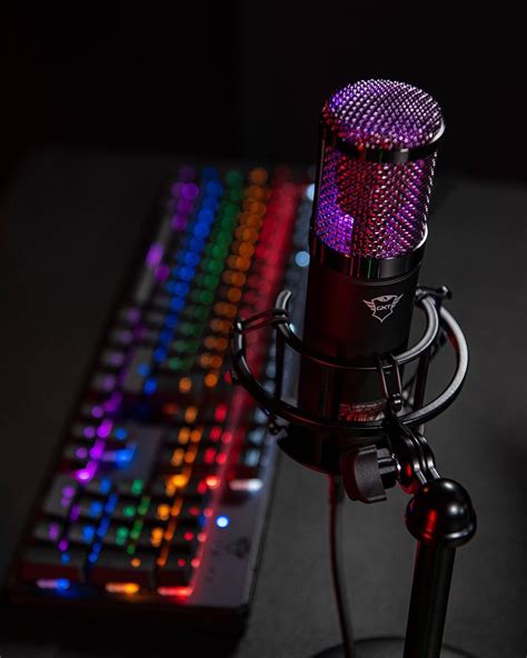 Our GXT 256 Exxo USB Streaming Microphone Can Be Set In 5 Single Colors