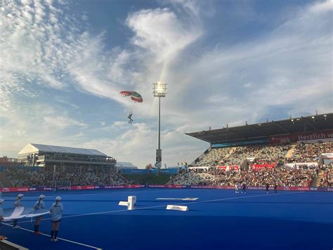 Fotos Der Hockey Em Fan Dorf In M Nchengladbach Und Hockeypark