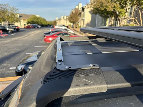 Texas Complete Yakima LockNLoad Large Platform Setup For OEM Rails