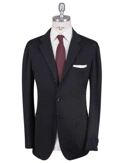 Kiton Black Virgin Wool 12 9 Micron Suit IsuiT