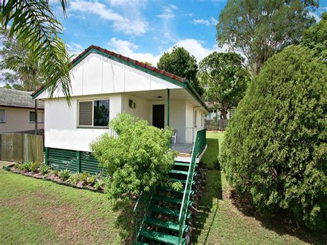 33 Poinsettia Street Inala Qld 4077 Property Details