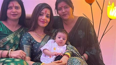 Bhojpuri Actress Monalisa Shares Best Bonding With Sister In Laws See