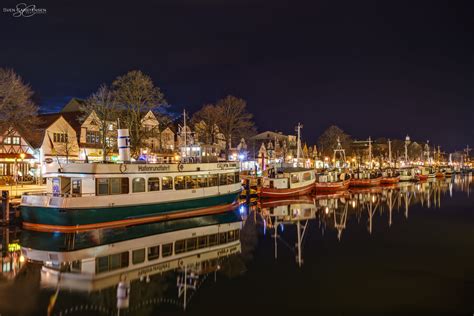 Hintergrundbilder Boot Stadt Stadtbild Nacht Wasser Betrachtung