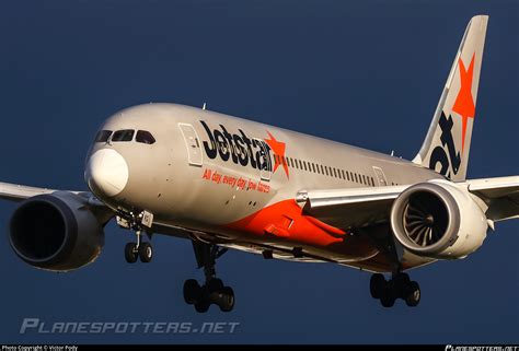 VH VKG Jetstar Airways Boeing 787 8 Dreamliner Photo By Victor Pody