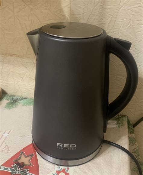 Электрический чайник RED RK-M110 | отзывы