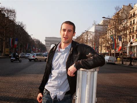 El Rincón Gay 69 Guillaume un sexy frances para cumplir tus deseos