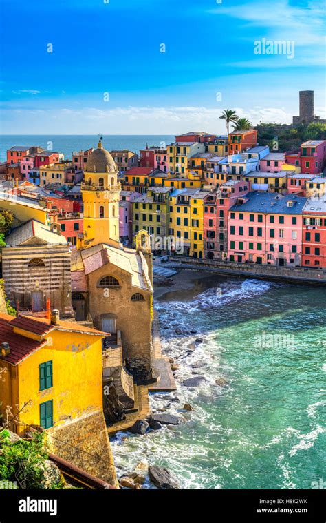 Vernazza Fishing Village Seascape In Five Lands Cinque Terre National