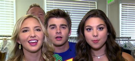 Kira Kosarin And Audrey Whitby React To The First Episode Of ‘the Thundermans’ Audrey Whitby