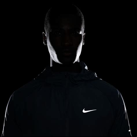 Nike Miler Men S Repel Running Jacket Performance Jackets