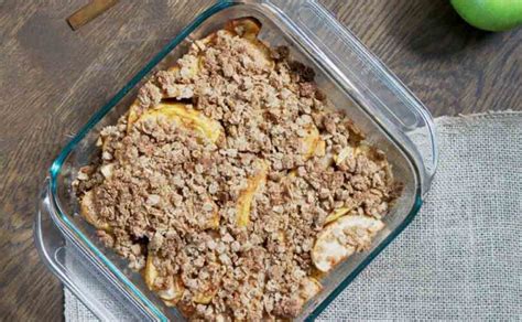 Gluten Free Apple Crisp With Cinnamon Clove Eat Your Way Clean