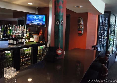 LEMON TREE INN SANTA BARBARA • BUSINESS CENTRE