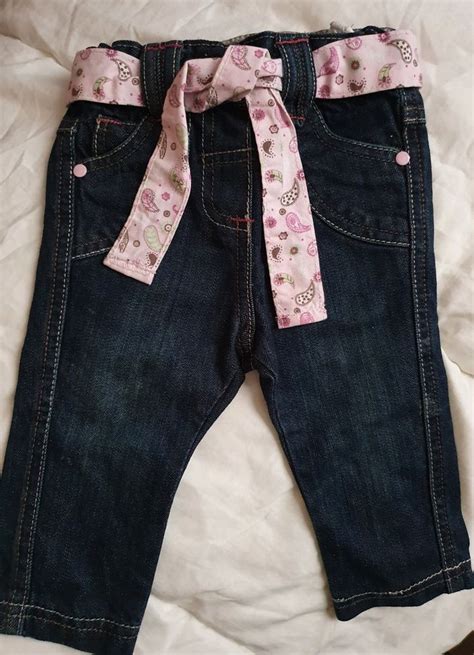 Jeans bébé fille 6 mois Marque Tape à l œil Très bon état Tape à