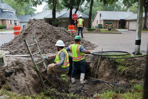 Conroe Begins 3 Million Street Project In Rivershire Neighborhood