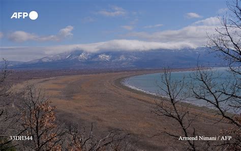 Agence France Presse On Twitter Dans Les Balkans Le Lac Prespa L Un