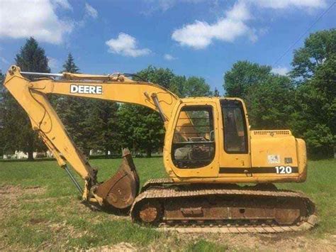 John Deere 120 Hydraulic Excavator! for sale from United States