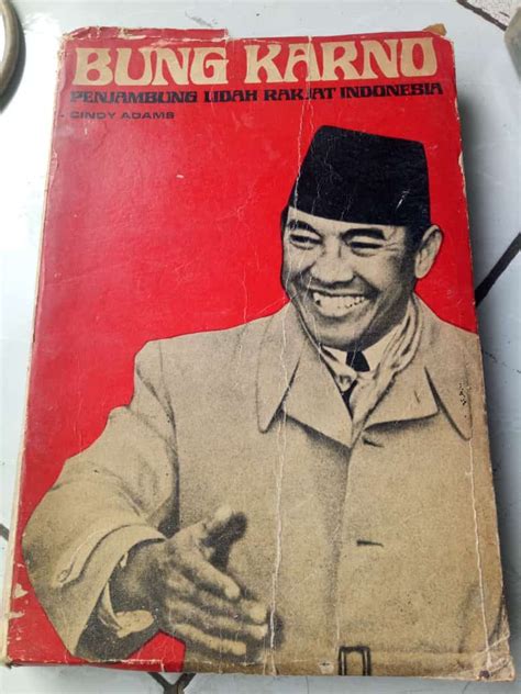 Buku Biografi Soekarno On Carousell