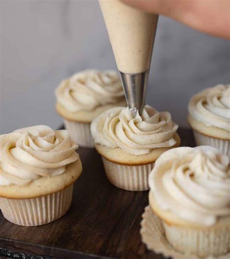 Vanilla Bean Buttercream With The Woodruffs