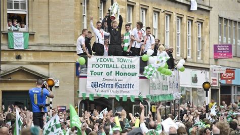 In Pictures Yeovil Town Promotion Parade Bbc News