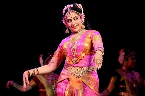 Pin By Manpreet Clicks On Dream Girl Hema Malini Bharatanatyam