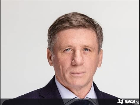 Предизвикан да изкритикува Путин, Дренчев от "Възраждане": Не направи ...