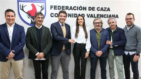 Carlos Maz N Se Re Ne Con Los Cazadores Y Anuncia Que Cumplir Sus