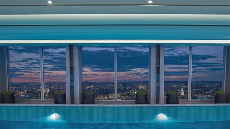 Shangri-La Hotel, At the Shard, London – Hotel Review | Condé Nast Traveler