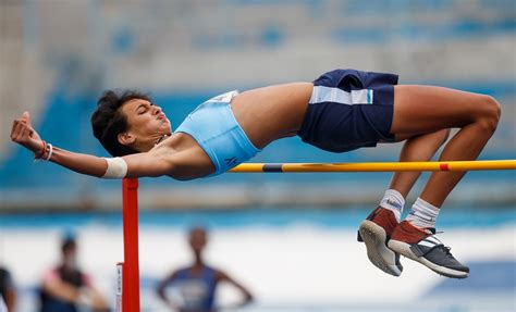 Foto De Salto Alto