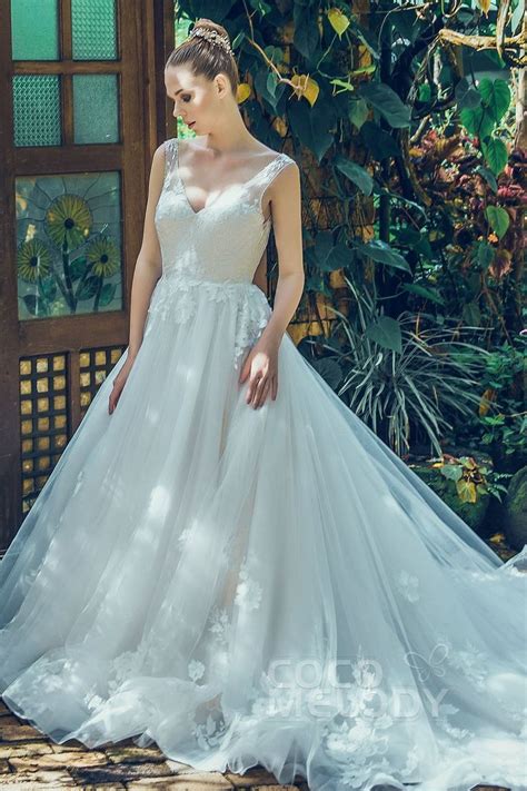 USD 659 A Line V Neck Chapel Train Tulle Wedding Dress LD5714