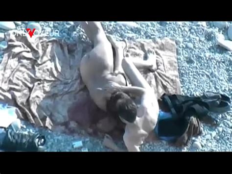 Beach Voyeur Hot Babe With Big Natural Tits Gives Head On A Public Beach Xnxx