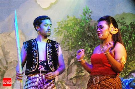 Pementasan Jaka Tarub Dalam 15th LSPR Theatre Festival