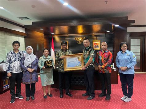 Pemkab Kaimana Raih Tiga Penghargaan Bkn Award Tahun Voxkaimana