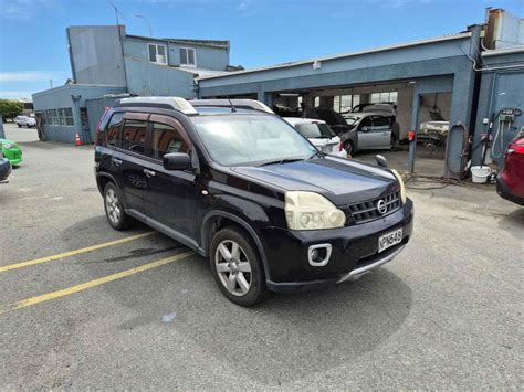 Damaged Nissan X Trail In Christchurch Bromley At Turners